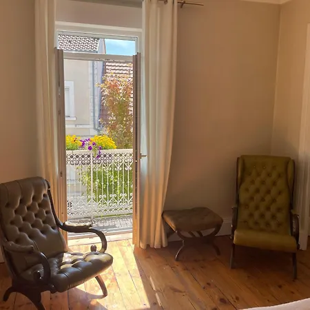 La Glaciere Bed & Breakfast 3*